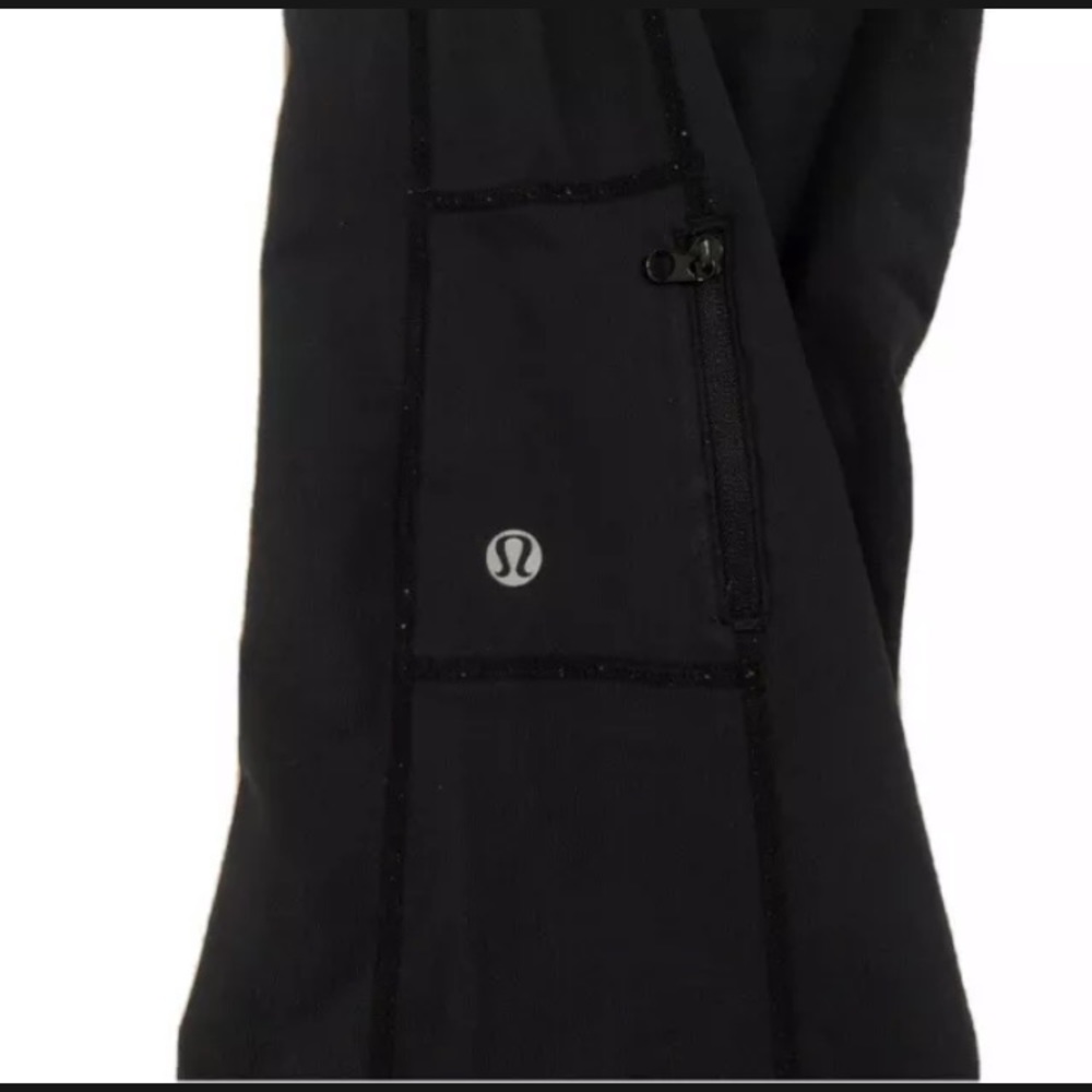 Lululemon Cropped Yoga Pants XS - Picture 2 of 5